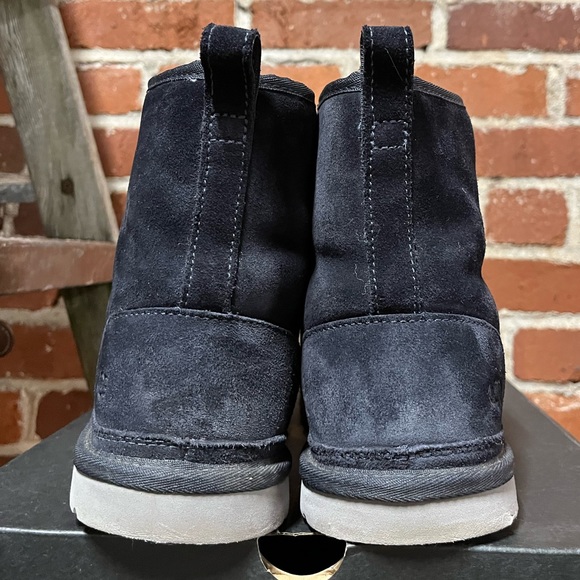 UGG Harkley Lace-Up Boots - Picture 4 of 6